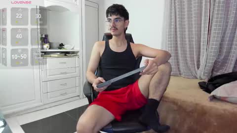 James online show from 03-18-26, 01:42