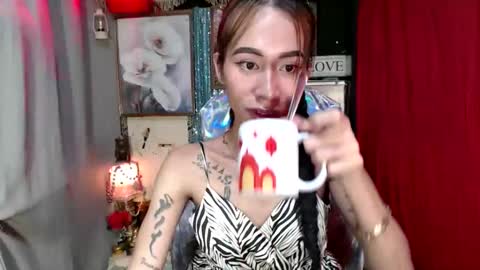 Snapshot of _jejebel chatting on 11-07-25, 09:15 Maria online show from 11-07-25, 09:15