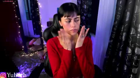 Snapshot of _jessy_moon_ chatting on 06-20-26, 11:18 ... online show from 06-20-26, 11:18