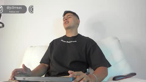 _juanes__ online show from 12-13-24, 03:32