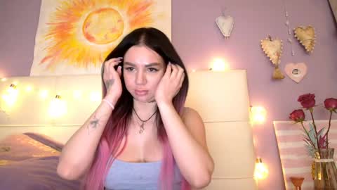 Snapshot of _juliaa22 chatting on 05-18-26, 11:27 lil J online show from 05-18-26, 11:27
