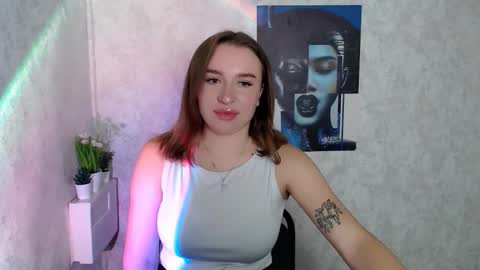 Jolia online show from 10-16-25, 06:03