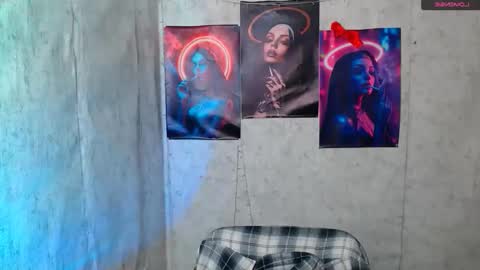 Snapshot of _julianaini_ chatting on 01-09-26, 07:44 Jolia online show from 01-09-26, 07:44