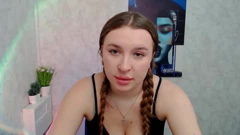 Snapshot of _julianaini_ chatting on 02-11-26, 11:15 Jolia online show from 02-11-26, 11:15