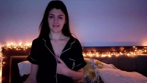 _just_a_simple_girl online show from 02-06-26, 02:09