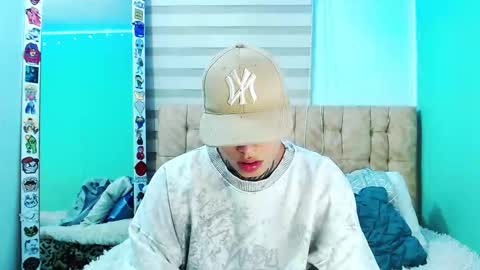 mod online show from 02-11-26, 03:22