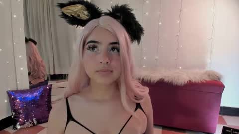 Snapshot of _karine01 chatting on 09-10-25, 02:33 _karine01 online show from 09-10-25, 02:33