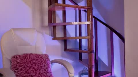 kelly online show from 10-21-25, 12:39