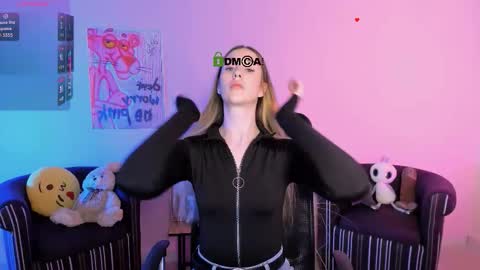 _kellykitten_ online show from 01-07-26, 09:56