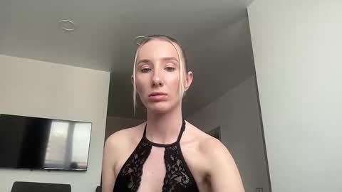 Kelly  online show from 04-15-26, 11:17