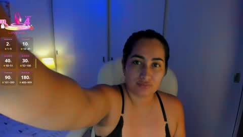 Snapshot of _kimdesire chatting on 05-24-26, 04:39 Kim online show from 05-24-26, 04:39