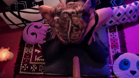 Snapshot of _kimikatt__ chatting on 01-12-25, 07:53 Kendall online show from 01-12-25, 07:53