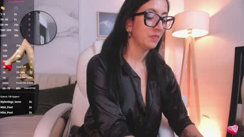 Snapshot of _kiramoon__ chatting on 01-03-25, 11:01 Kiraaaa 0 online show from 01-03-25, 11:01