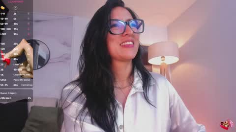 Snapshot of _kiramoon__ chatting on 01-05-25, 02:06 Kiraaaa 0 online show from 01-05-25, 02:06