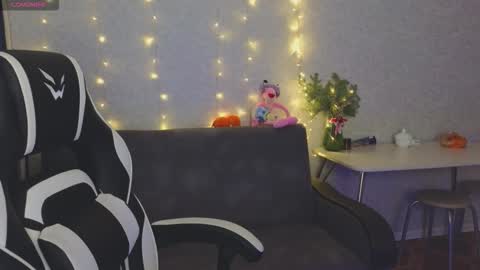 Snapshot of _kirieshka chatting on 02-09-26, 01:20 Molly Emily online show from 02-09-26, 01:20