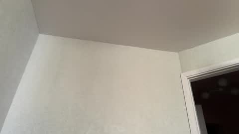 Snapshot of _kirieshka chatting on 02-28-26, 05:30 Molly Emily online show from 02-28-26, 05:30