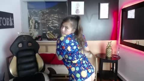 _kitten_1 online show from 02-22-25, 08:09