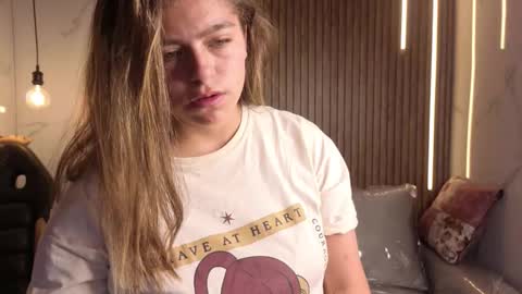 _kitten_1 online show from 01-12-26, 02:22