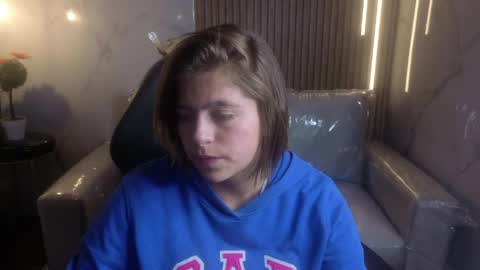 _kitten_1 online show from 05-10-26, 04:28