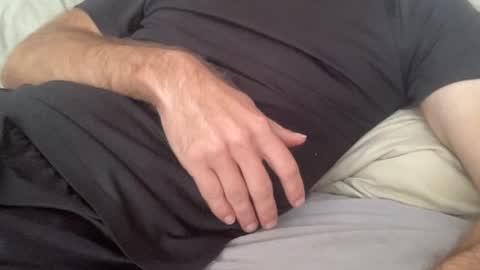 Snapshot of _kiwi_cock chatting on 06-18-26, 11:53 Kiwi online show from 06-18-26, 11:53