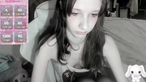  kuro  online show from 04-09-26, 08:31