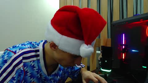 Snapshot of _kurt chatting on 12-29-24, 09:20 Kurt online show from 12-29-24, 09:20