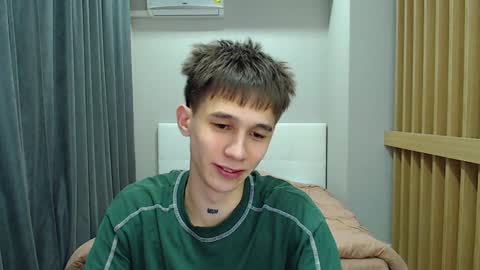 Snapshot of _kurt chatting on 01-11-25, 07:38 Kurt online show from 01-11-25, 07:38