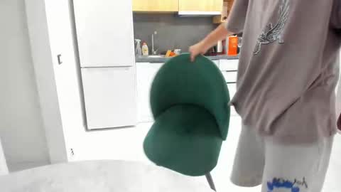 Snapshot of _kurt chatting on 10-15-25, 02:55 Kurt online show from 10-15-25, 02:55