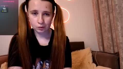 _kylle_ online show from 11-17-25, 07:41