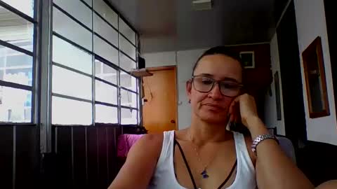 SANDRA online show from 10-12-25, 10:09