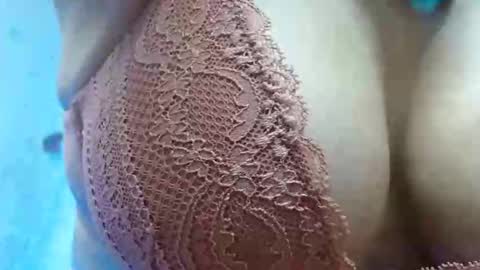 Snapshot of _laflaka2024 chatting on 11-11-25, 05:18 SANDRA online show from 11-11-25, 05:18