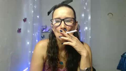 Snapshot of _laflaka2024 chatting on 11-18-25, 04:17 SANDRA online show from 11-18-25, 04:17