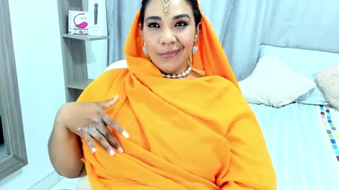 NAILHA SAJANI  online show from 12-06-24, 03:44