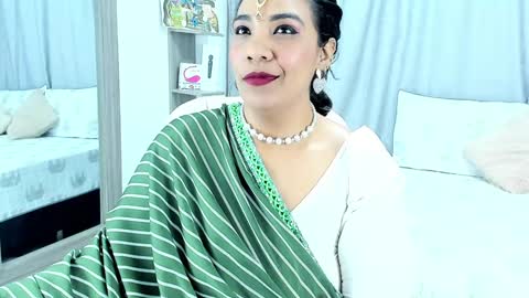 NAILHA SAJANI  online show from 12-07-24, 03:08