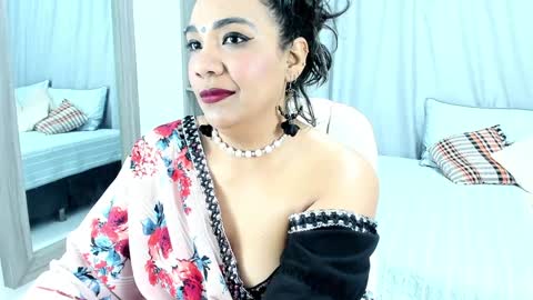 NAILHA SAJANI  online show from 12-10-24, 03:55