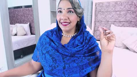 NAILHA SAJANI  online show from 01-31-25, 03:00