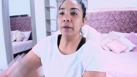 NAILHA SAJANI  online show from 02-05-25, 11:55