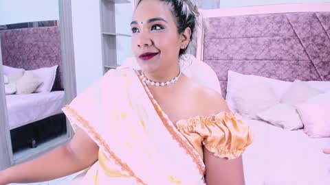 NAILHA SAJANI  online show from 02-07-25, 03:08