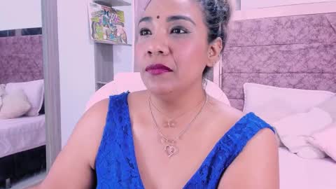 NAILHA SAJANI  online show from 02-10-25, 03:32