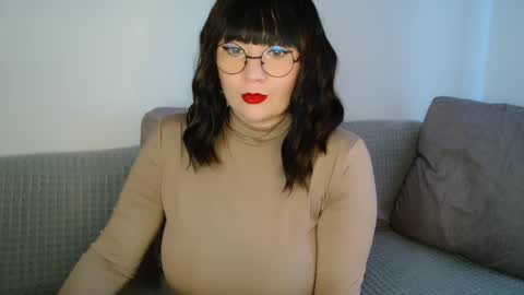 Snapshot of _lalilu_ chatting on 09-28-25, 02:44 _lalilu_ online show from 09-28-25, 02:44