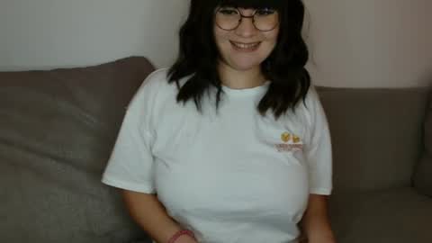 Snapshot of _lalilu_ chatting on 12-02-25, 01:50 _lalilu_ online show from 12-02-25, 01:50