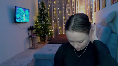 _lalune_ online show from 12-09-24, 03:22