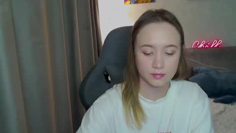 _lalune_ online show from 03-01-25, 01:22