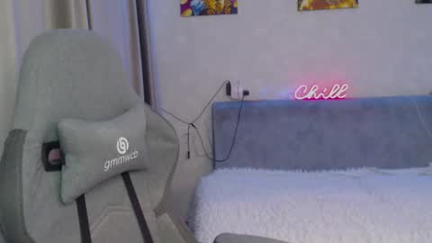 _lalune_ online show from 03-06-25, 02:51