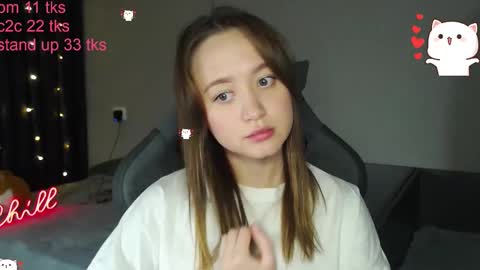 Snapshot of _lalune_ chatting on 01-11-26, 02:55 _lalune_ online show from 01-11-26, 02:55
