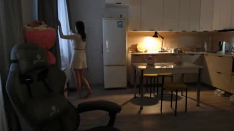 Snapshot of _lalune_ chatting on 02-27-26, 01:22 _lalune_ online show from 02-27-26, 01:22
