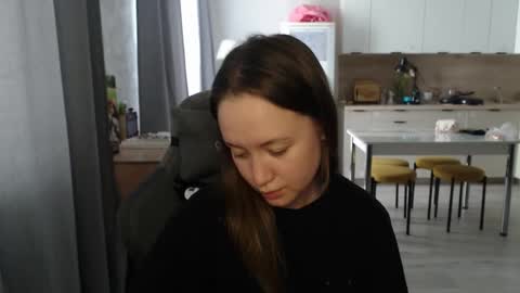 Snapshot of _lalune_ chatting on 03-12-26, 09:48 _lalune_ online show from 03-12-26, 09:48