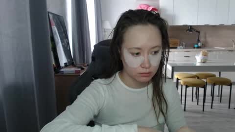 Snapshot of _lalune_ chatting on 03-28-26, 11:54 _lalune_ online show from 03-28-26, 11:54