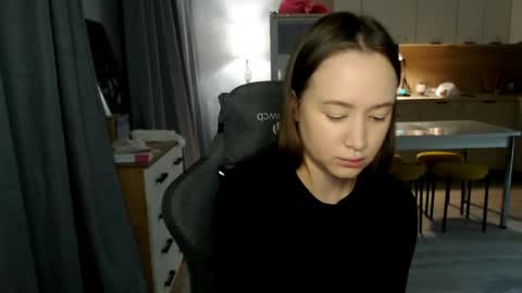 Snapshot of _lalune_ chatting on 04-05-26, 04:26 _lalune_ online show from 04-05-26, 04:26