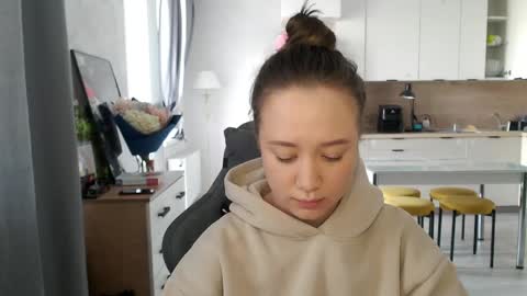 Snapshot of _lalune_ chatting on 04-15-26, 05:36 _lalune_ online show from 04-15-26, 05:36